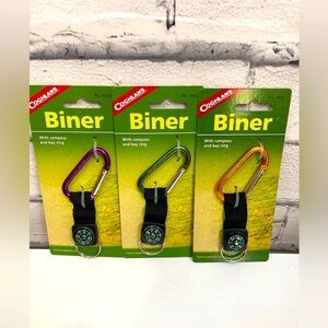 Coghlan Carabiner Keychain with Compass